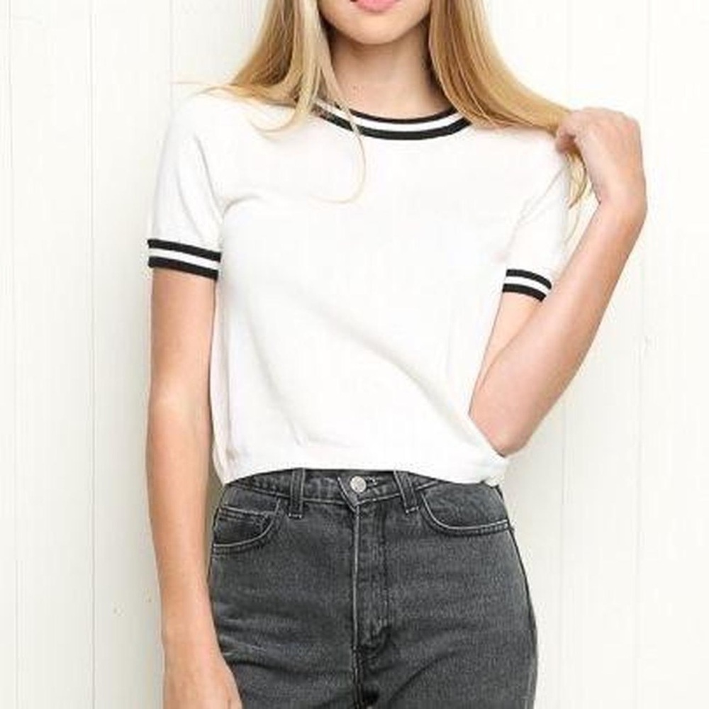 Brandy Melville Ingrid Knit Crop Top Size XS in Black and Cream
